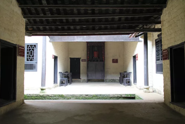 杨开慧故居——红色旅游经典景区 杨开慧故居——红色旅游经典景区