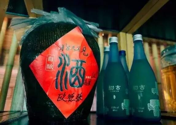 放弃阿里百万年薪,他造了 7 栋纯白色的家 放弃阿里百万年薪,他造了 7 栋纯白色的家