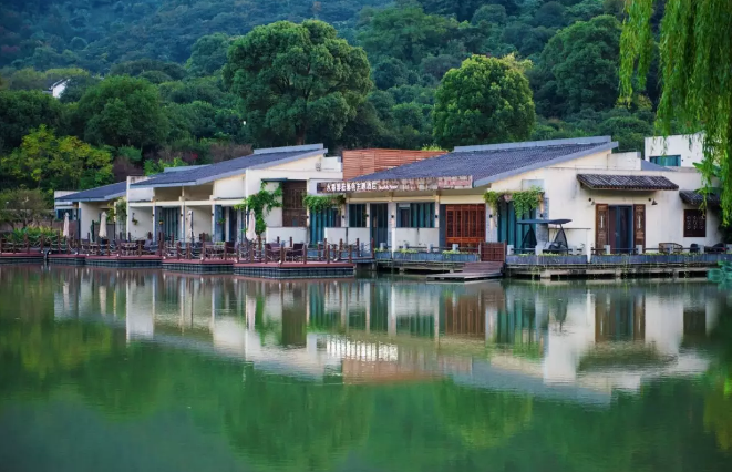 这才是真正的“佛系”民宿……