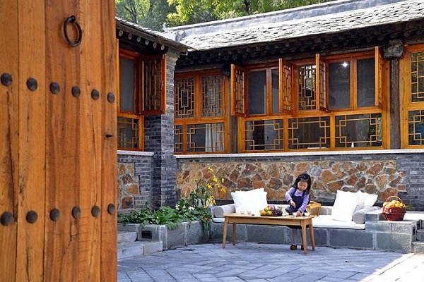 乡村振兴战略下的“互联网 + 民宿”发展对策