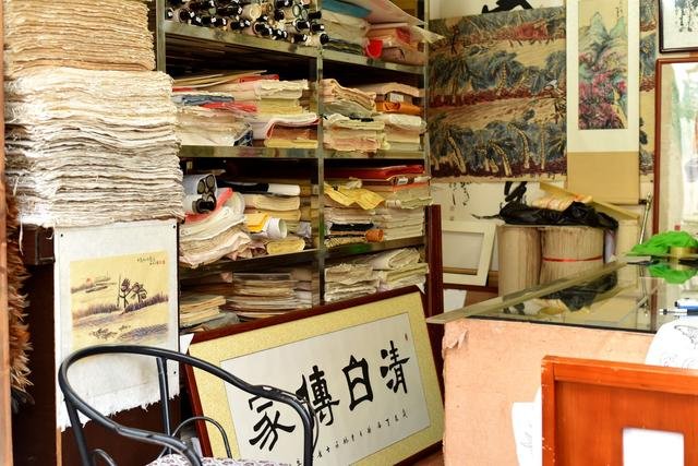 玉龙山脚下这些好看的小屋子~