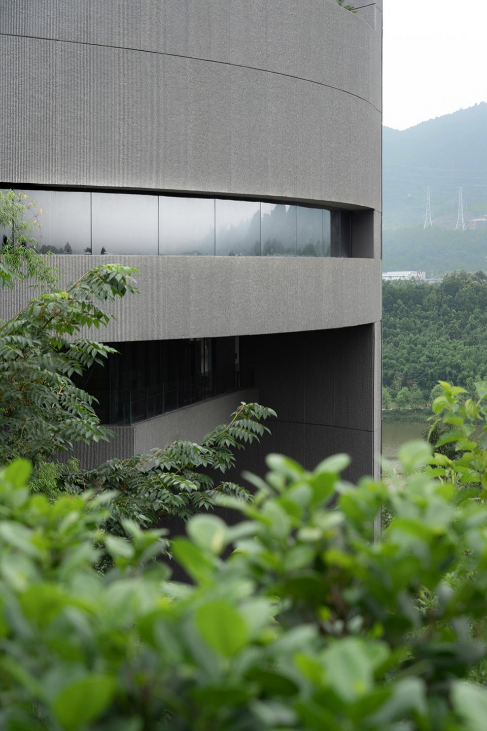 重庆两江协同创新区规划展示中心 / 汤桦建筑设计 重庆两江协同创新区规划展示中心 / 汤桦建筑设计