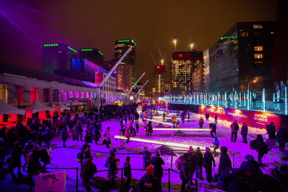 第 24 届蒙特利尔灯光节“环形冰场”装置 / Montréal en Lumière