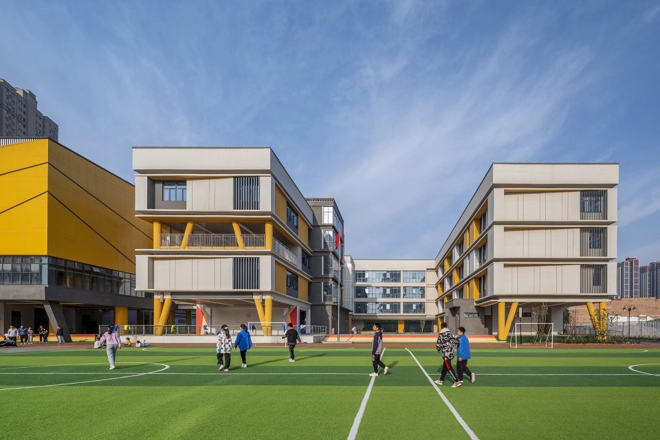 西安市浐灞第二十三小学 / SAI 国际设计