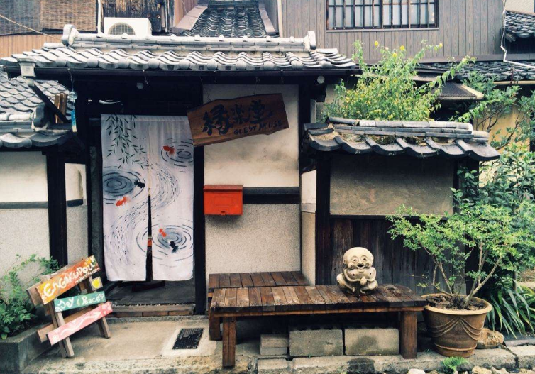 日本的民宿有多热？空房子被中国人买光了？