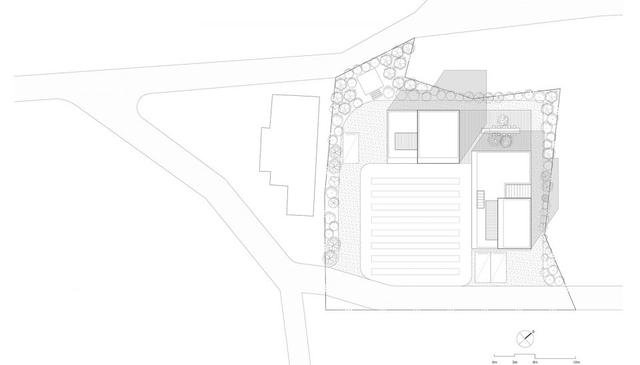 【乡村别墅】三个家庭 两栋建筑 一个庭院 【乡村别墅】三个家庭 两栋建筑 一个庭院