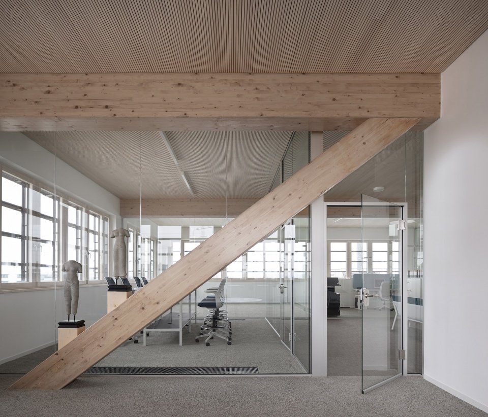 Hald & Grunewald 总部大楼，斯图加特 / rundzwei Architekten BDA