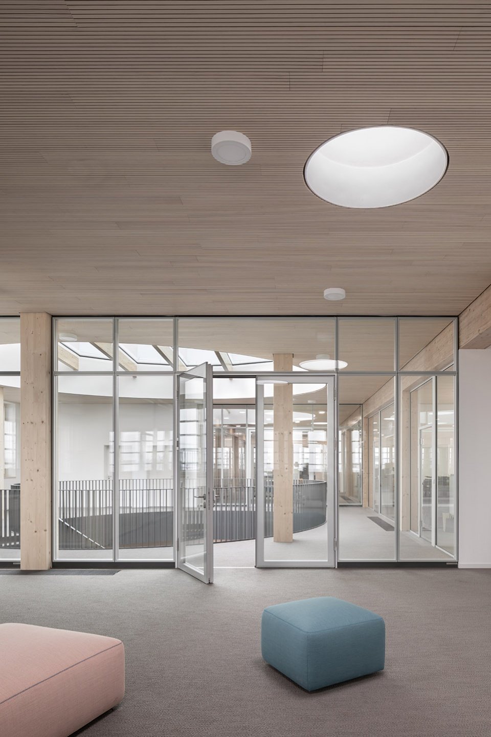 Hald & Grunewald 总部大楼，斯图加特 / rundzwei Architekten BDA