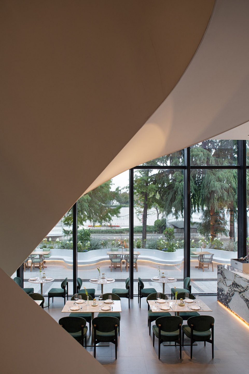 悦 + Deco 生活美学馆 / 杭州时上建筑空间设计事务所