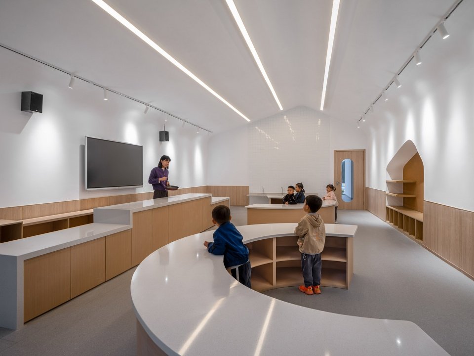 衢州市柯城区教工幼儿园（钱家山园区）/ 零壹城市建筑事务所