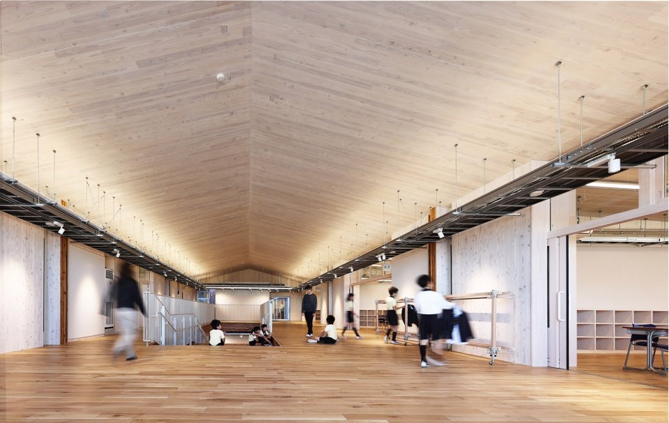 昭和学院小学西楼，日本 / 株式会社日建设计
