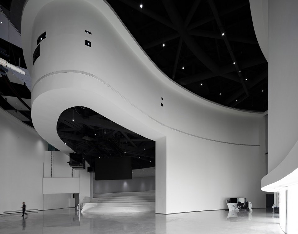 重庆两江协同创新区规划展示中心 / 汤桦建筑设计 重庆两江协同创新区规划展示中心 / 汤桦建筑设计