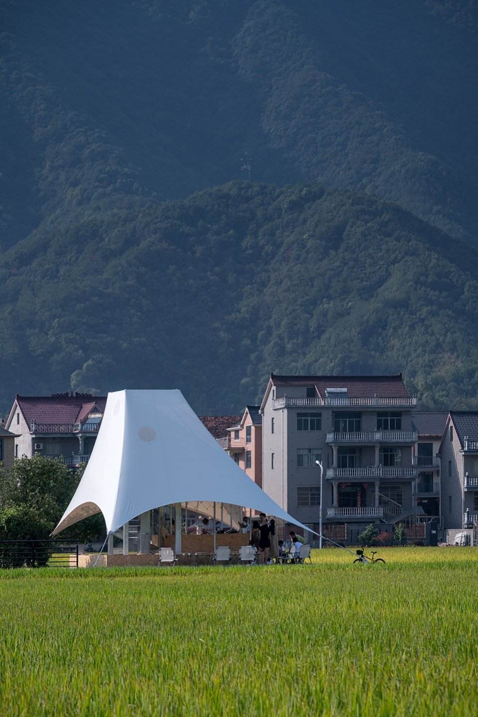 稻田塔亭，浙江桐庐 / 跳房子建筑工作室