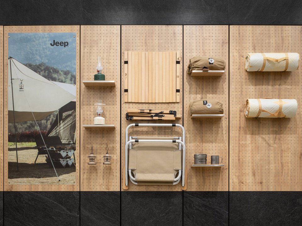 Jeep 全球首家探享中心概念店，上海 / INGROUP