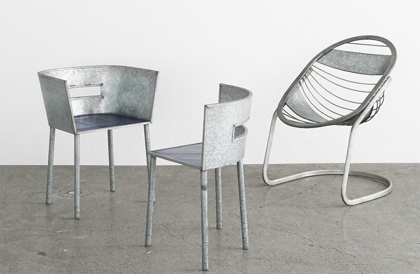 川久保玲为东京 gallery licht 画廊的 Comme des garçons 设计的锡椅