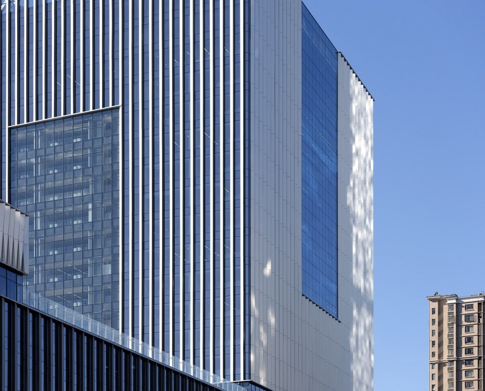 国家重型汽车工程技术研究中心,济南 / CCDI 21 设计工作室 国家重型汽车工程技术研究中心,济南 / CCDI 21 设计工作室