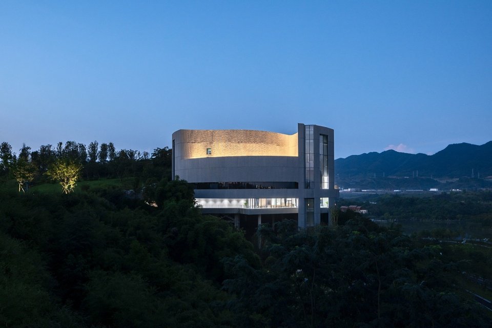 重庆两江协同创新区规划展示中心 / 汤桦建筑设计 重庆两江协同创新区规划展示中心 / 汤桦建筑设计