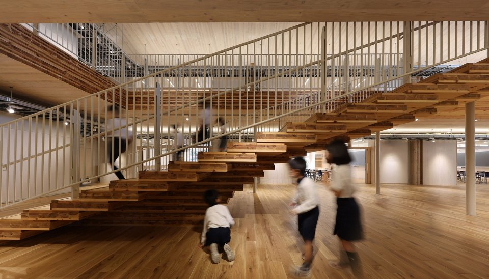 昭和学院小学西楼，日本 / 株式会社日建设计