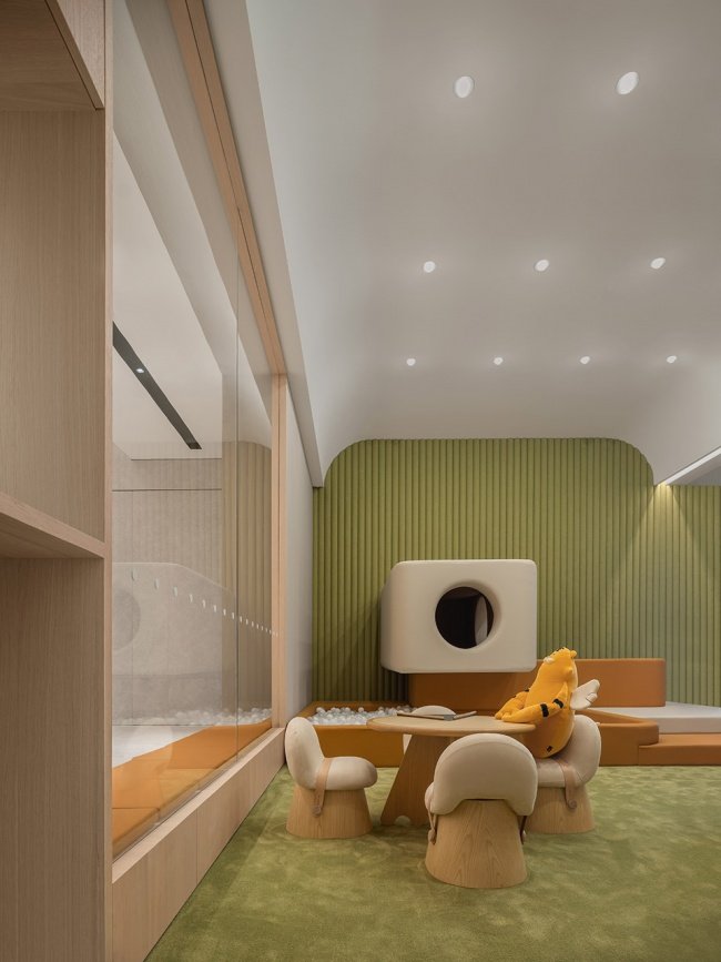 NIO House 蔚来中心深业上城店，深圳 / MOC DESIGN OFFICE