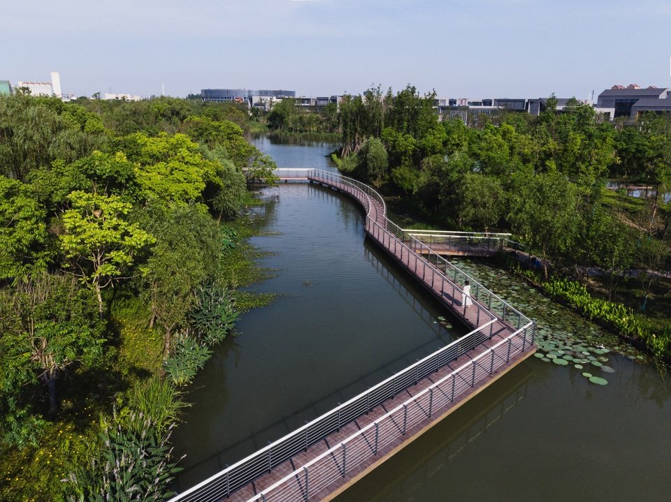 海宁浙江大学国际校区北侧办公园区 / 奥雅设计