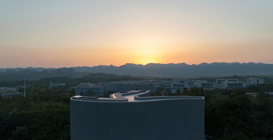 重庆两江协同创新区规划展示中心 / 汤桦建筑设计 重庆两江协同创新区规划展示中心 / 汤桦建筑设计