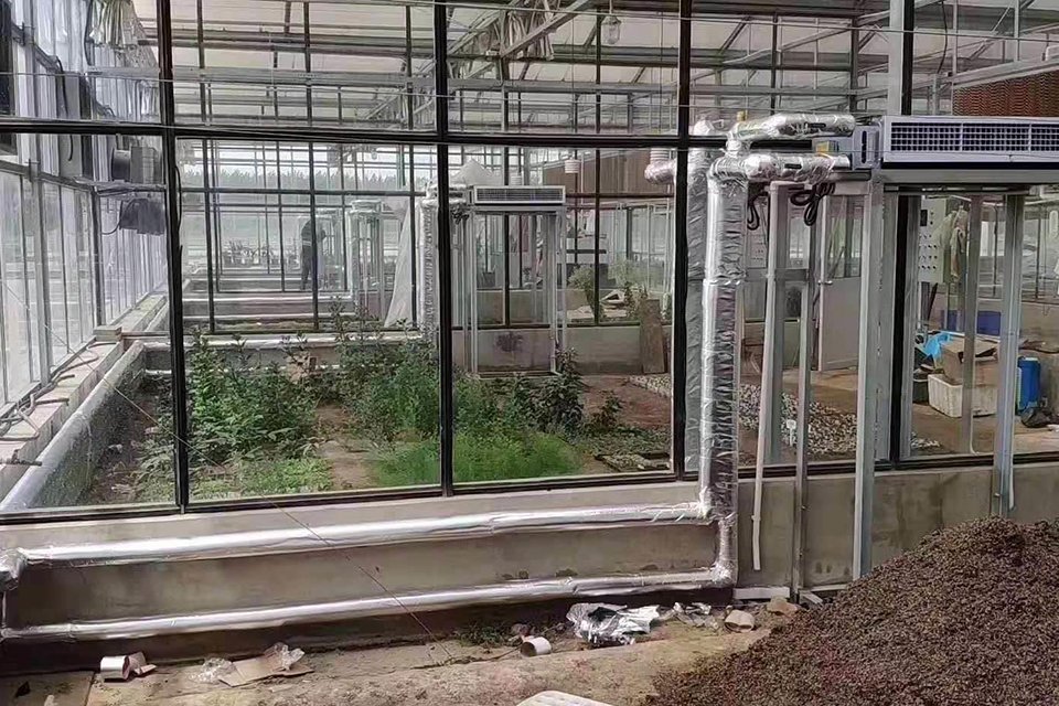 在温室供暖中，空气能热泵有哪些优势