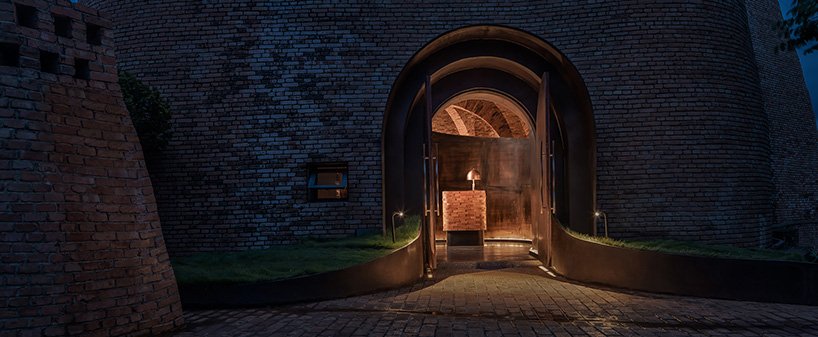 CCD 将罗旭的云端大地艺术变成中国独特的用餐体验