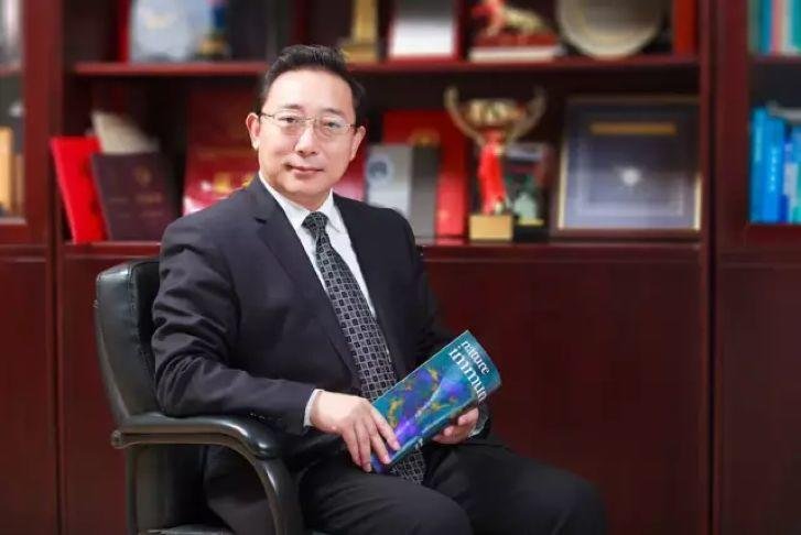 41 岁当选最年青院士，南开大学校长曹雪涛 49 篇论文涉嫌造假，实锤吗？