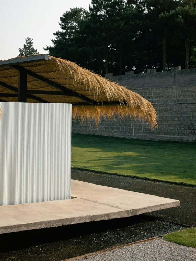 6 万米麻绳将北京废弃学校改造成精品酒店