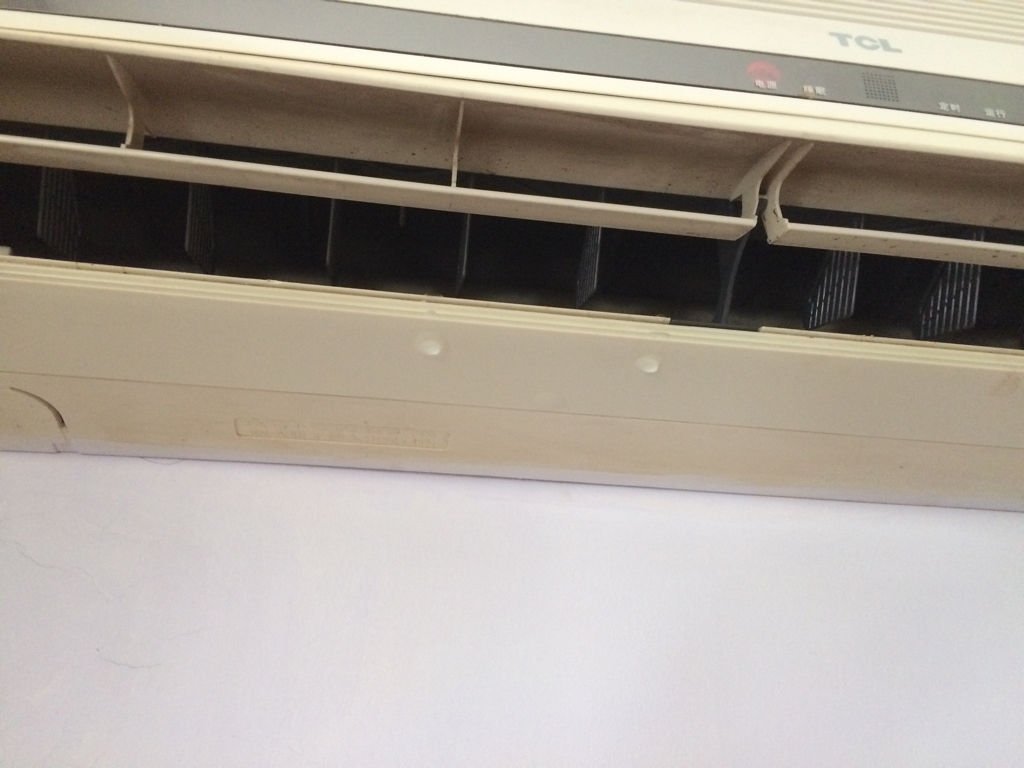 结露、滴水……空调这些问题让人烦恼,快来看看解决方案 结露、滴水……空调这些问题让人烦恼,快来看看解决方案