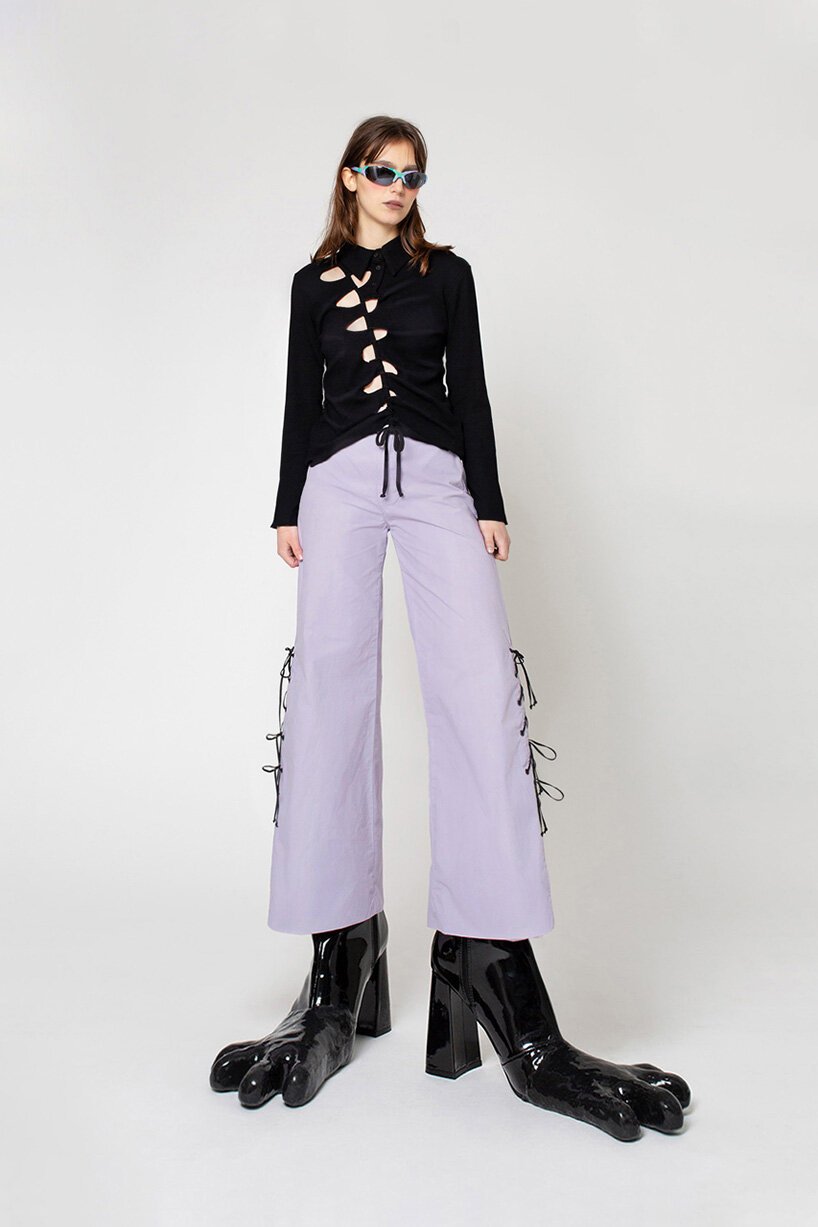 AVAVAV 推出由奢侈废料制成的四趾怪异靴子