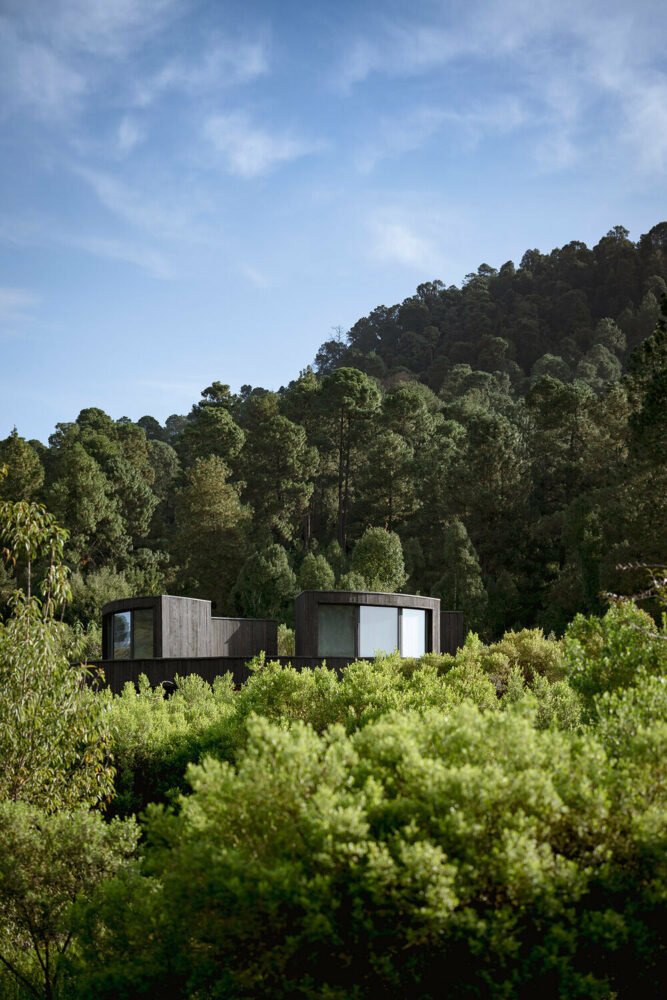 墨西哥的净零休养地结合了住宅、工作室和离网浴室