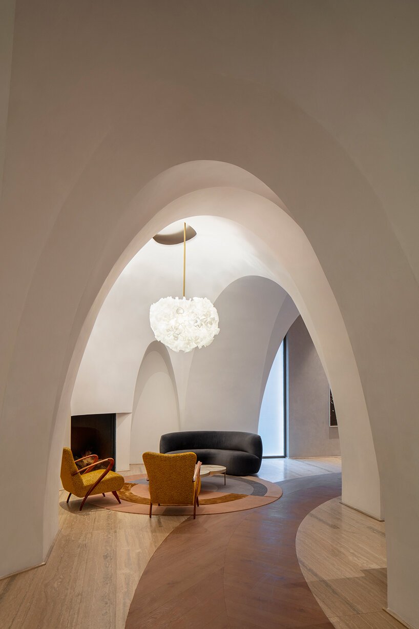 抢先欣赏 DDG 东 88 街 180 号的高迪风格拱形内饰