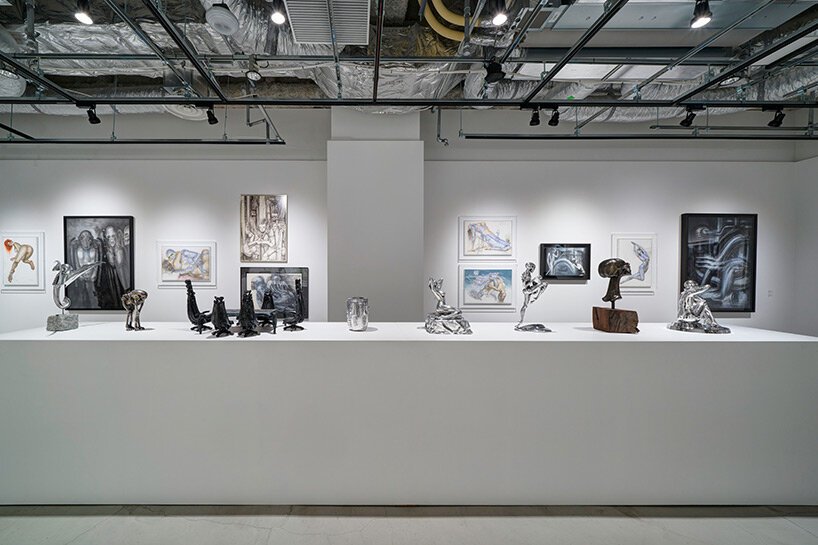 “GIGER SORAYAMA”展览汇集了两位传奇艺术家的“性感机器人”和超现实主义性机器 “GIGER SORAYAMA”展览汇集了两位传奇艺术家的“性感机器人”和超现实主义性机器