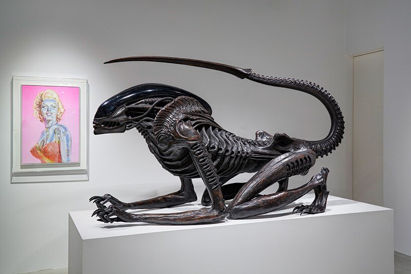 “GIGER SORAYAMA”展览汇集了两位传奇艺术家的“性感机器人”和超现实主义性机器 “GIGER SORAYAMA”展览汇集了两位传奇艺术家的“性感机器人”和超现实主义性机器