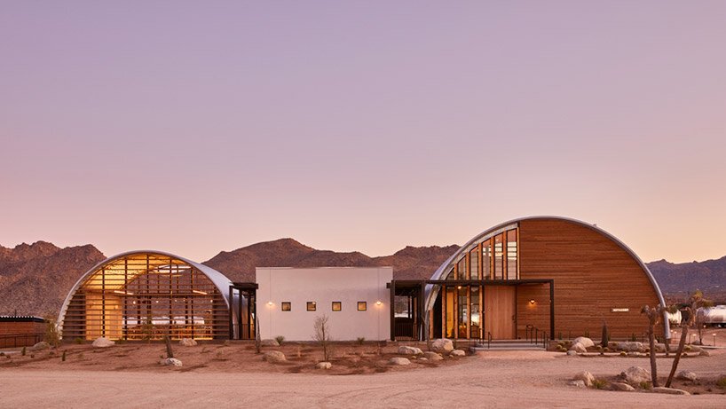 HKS 将约书亚树沙漠改造成中世纪现代汽车营地 HKS 将约书亚树沙漠改造成中世纪现代汽车营地