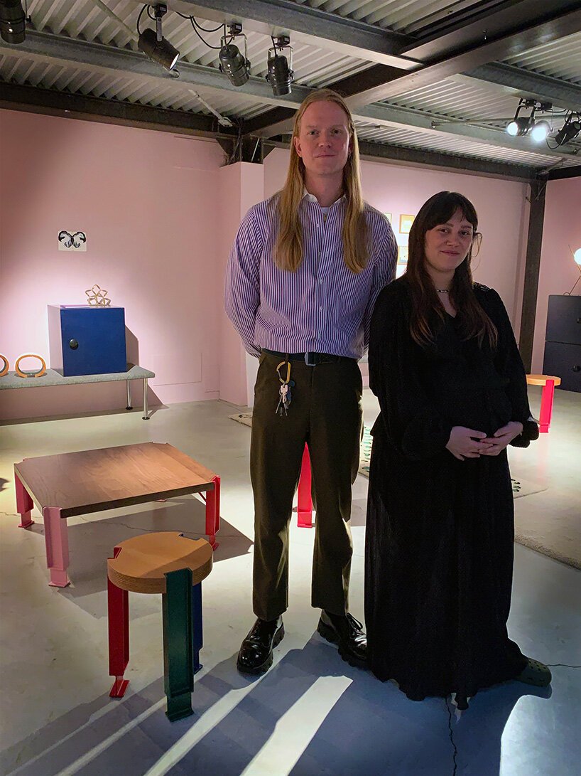 old 的 scarpette + carolino 给米兰的 nilufar depot 带来了乐趣和欢乐