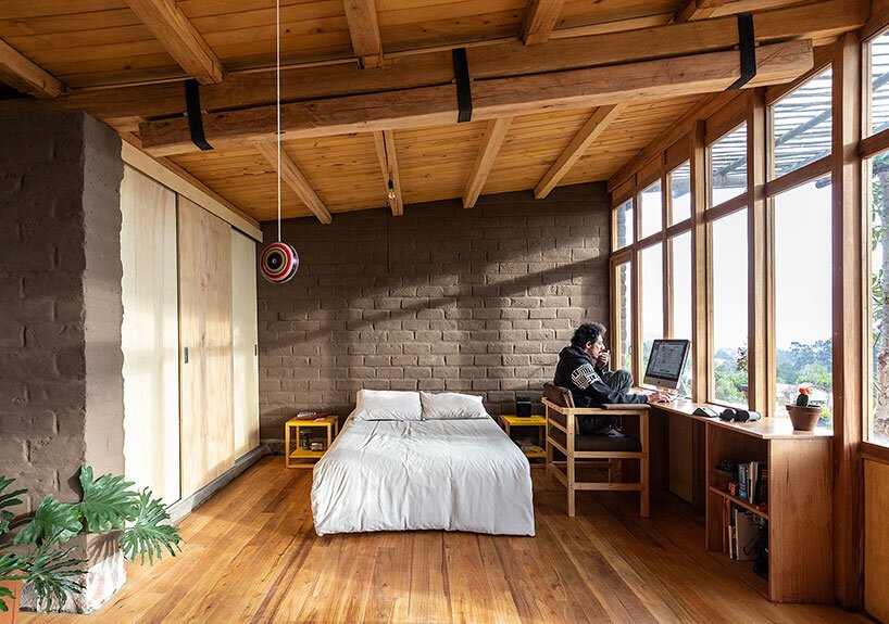 al borde 在厄瓜多尔用活树和夯土建造了一座“花园洋房” al borde 在厄瓜多尔用活树和夯土建造了一座“花园洋房”