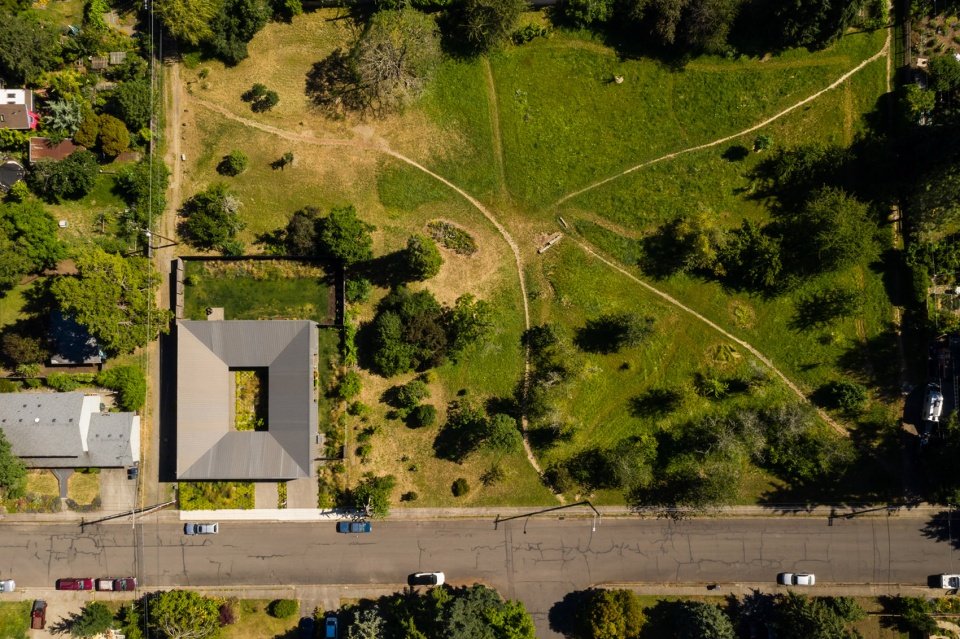 草地住宅，美国 / Waechter Architecture