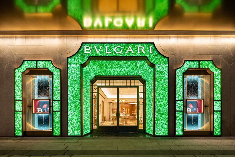 观看 MVRDV 如何回收香槟瓶来打造其宝格丽上海外墙 观看 MVRDV 如何回收香槟瓶来打造其宝格丽上海外墙