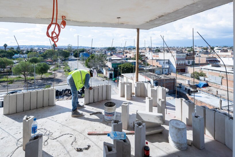 SO – IL 和 IMUVI 如何在墨西哥莱昂设计和建造经济适用房项目 SO – IL 和 IMUVI 如何在墨西哥莱昂设计和建造经济适用房项目