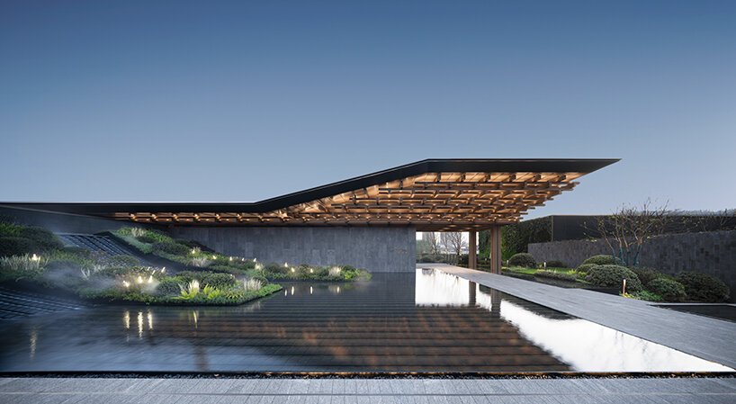 TROP 将绍兴古老的雨屋顶翻译成“别墅”