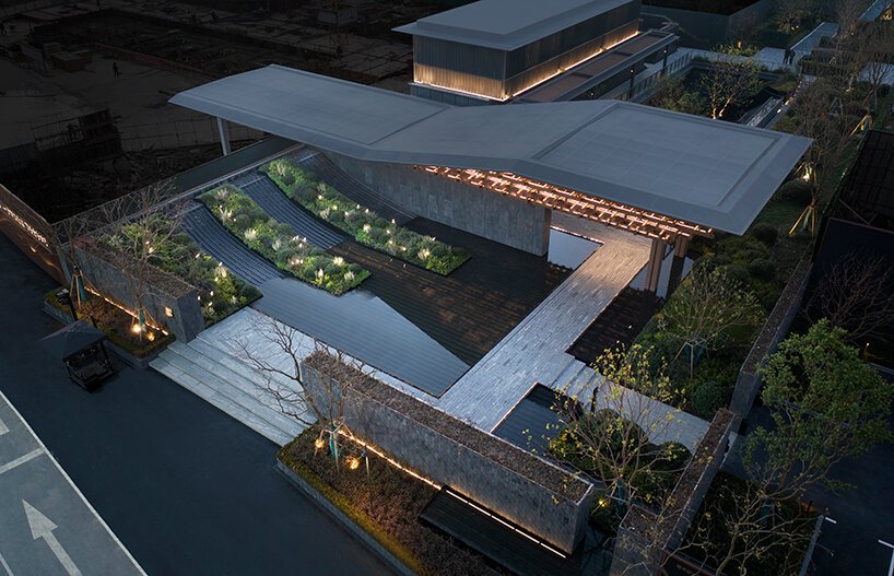 TROP 将绍兴古老的雨屋顶翻译成“别墅”