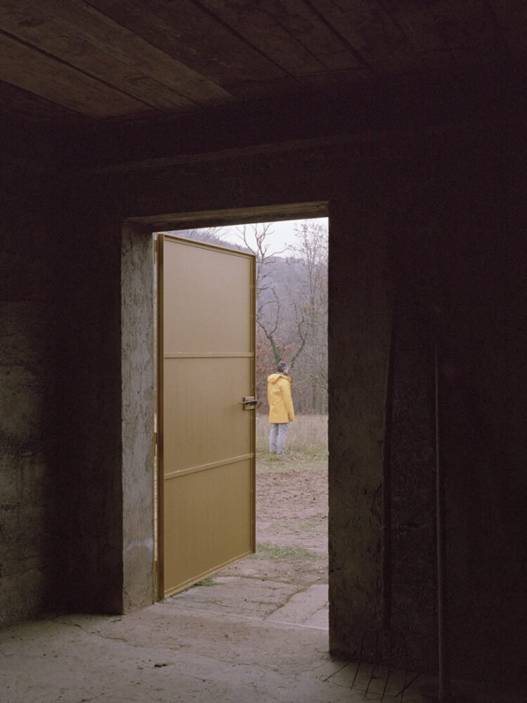 a25 architetti’s barn renovation in northern italy reinterprets tradition in a contemporary way