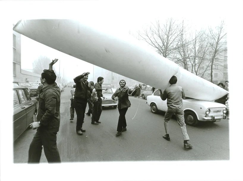 aerodream-exhibition-history-of-inflatable-architecture-designboom-04