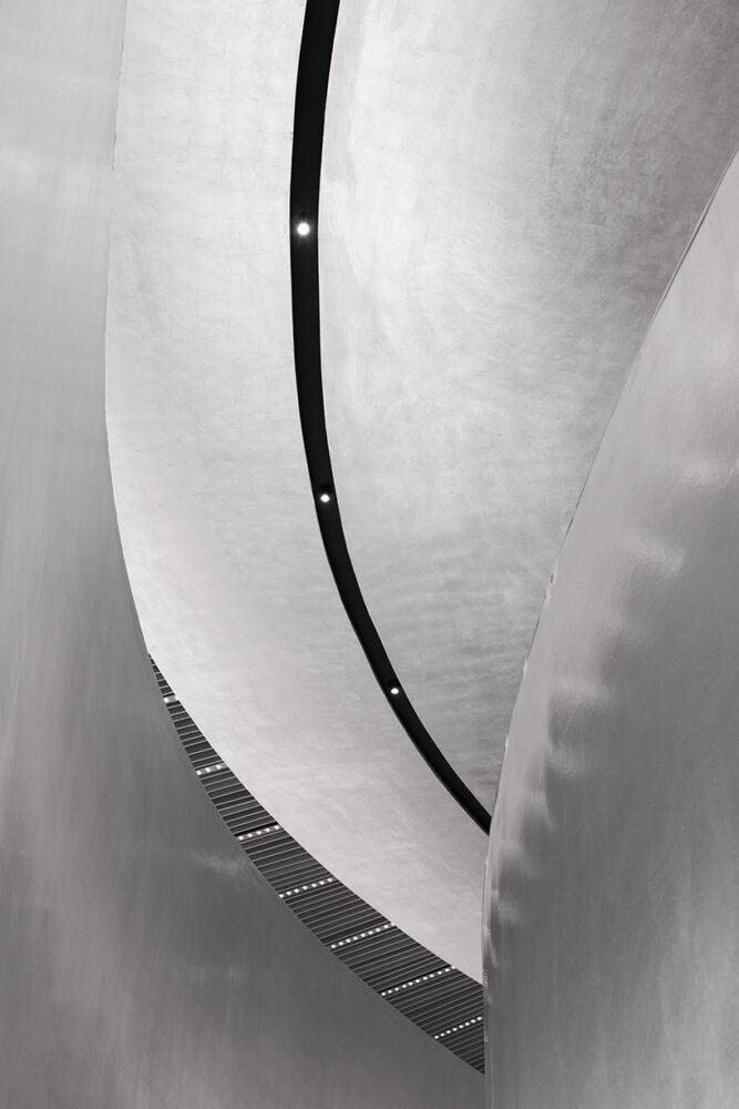 aerospace materials + reflective surfaces complete HAYDON retail space in hangzhou, china