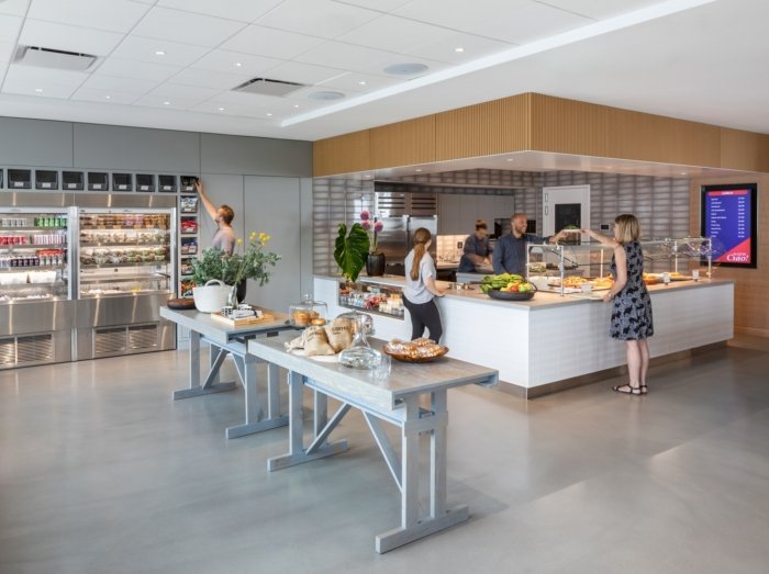 AEW 资本管理办公室 – 波士顿