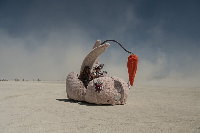 alexandra lier captures the surreal mutant vehicles of burning man in her new photo book