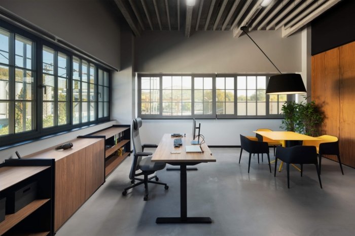 Alumina Elit 办公室 – 大特尔诺沃