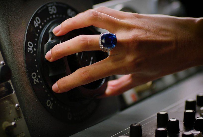 AMO 为宝格丽高级珠宝展点亮米兰标志性画廊